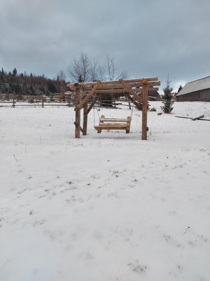 ポリャニーツァOak Houseアパートメント エクステリア 写真
